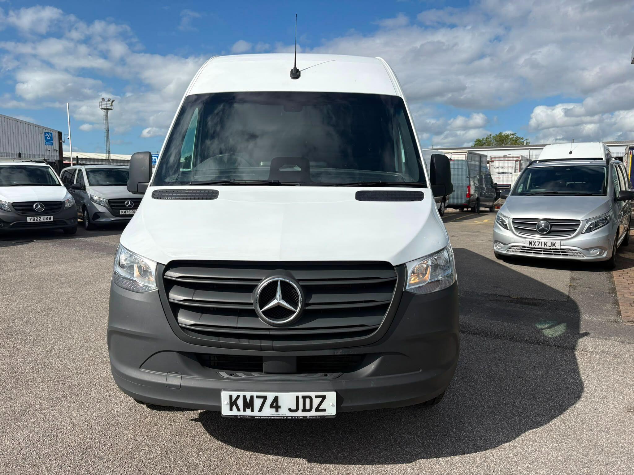 Mercedes-Benz Sprinter